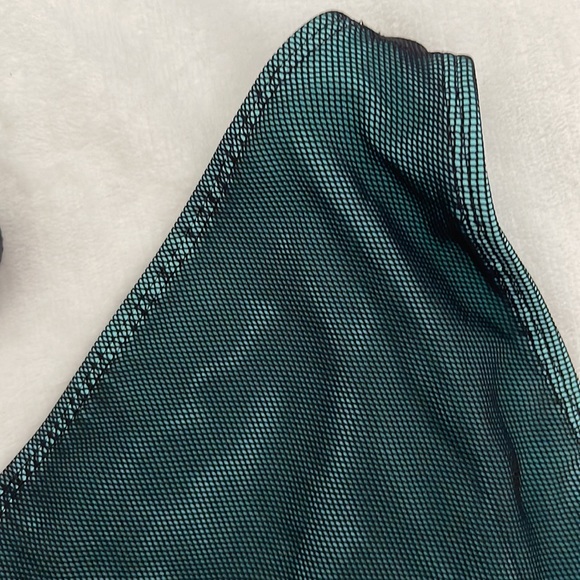 XHILIRATION | Women’s Blue Black Strappy Mesh Net Triangle Bikini Set Size Small - Picture 4 of 6